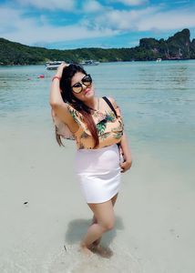 Floral Print cold shoulder Top