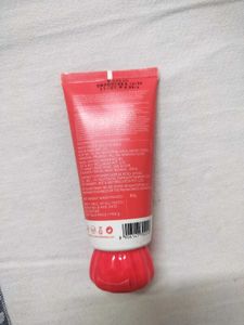 Dot &amp; Key Strawberry Moisturizer