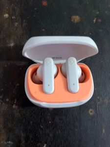 SMOKIN’ BUDS