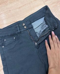 Fitted Jeans