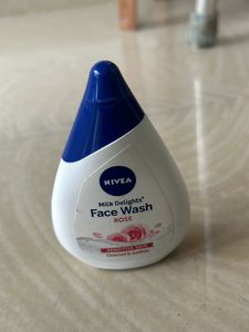 Face Wash For Sensitive Skin