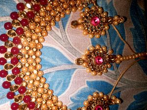 Women&#39;s Necles