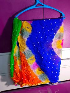 Stylish Bandhani Stole