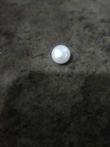 Lustrous White Pearl