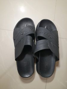 Womens Black Flip Flops