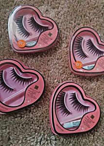 Eyelashes ...