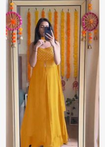 Elegant Yellow Ethnic Gown