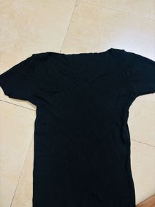 Ribbed V-Neck Top