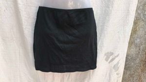 I. CUTE MINI SHEIN SKIRT
