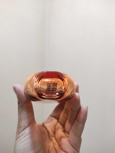 Plum BodyLovin' Vanilla Caramello EDP