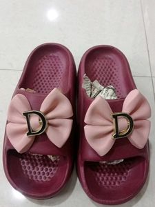 Cute Bow Detail Slides