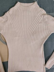 Ribbed Turtle Neck Top