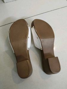 Luna Blu Sandals