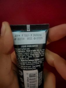 Lakeme Absolute liquid highlighter