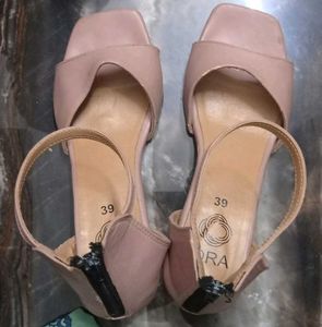 Sandal