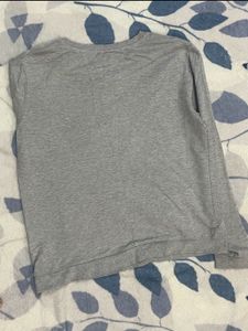 BEAUTIFUl ORIGINAL MAX GRAY SWEATSHIRT