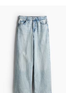Light Wash Wide Leg Jeans