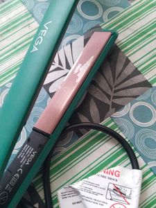 VEGA Hair Straightener