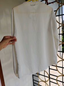Offwhite Shirt With Metal Button