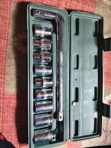 Socket Wrench Set