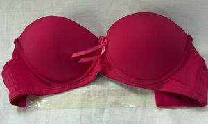 Strapless backless padded bra