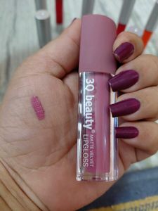 Lip crayon, lipstick &amp; kajal