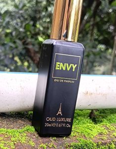 Envy OUD LUXURE! 🔥 Not Used Fully New