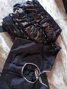 Black ⚫saree.