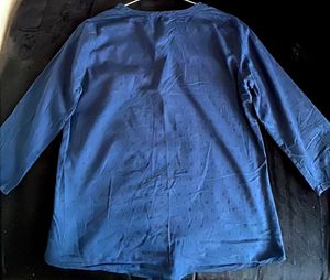 Blue Cotton Quarter Sleeves Top