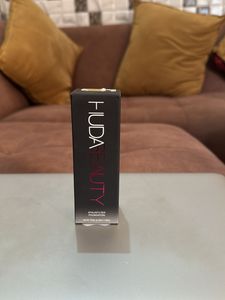 Huda Beauty #FauxFilter Foundation