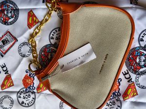 Charles &amp; Keith Handbag og store model copy