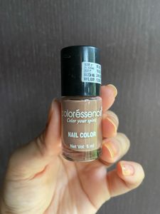 4 Nailpaints + 1 Free Lipgloss From Elf