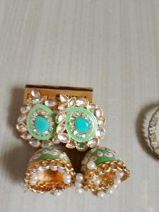 Combo Of 3 Earings,Saree Pin And Hair Clip