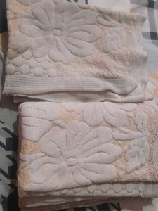 Floral Cream Hand Towel