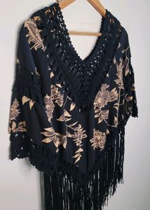 BLACK KNIT &amp; TASSELS  STYLISH TOP