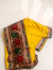 Old Sareee &amp; No Blouse piece