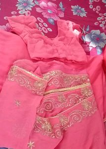 women peach color saree