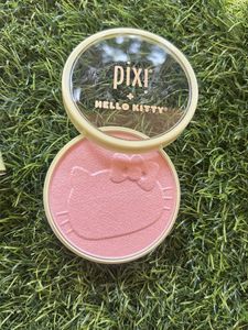 Pixi Hello Kitty Glow Powder