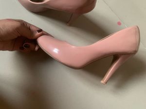 Elegant Pink Berry Heels