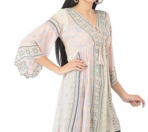 Veldress V-Neck Top Classy
