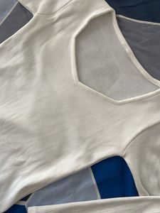 Cute White Long Sleeve Crop Top