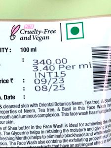 St.Botanica Face Wash