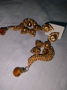 Mid Size Earrings