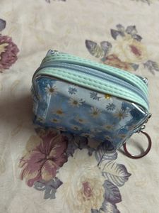 Daisy Print Clear Pouch