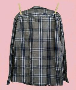 Hollister Plaid Button-Down Shirt