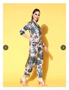 Ahalyaa Floral Kurta Set