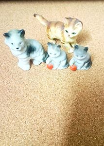 Cat Family Vintage Porcelain