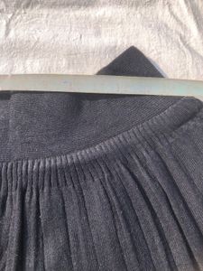 Double Shade Woolen Skirt