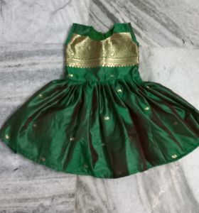 kids frills frock