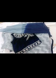 Girl&#39;s Navy Blue And Grey Lehenga Set For 5-6 Year